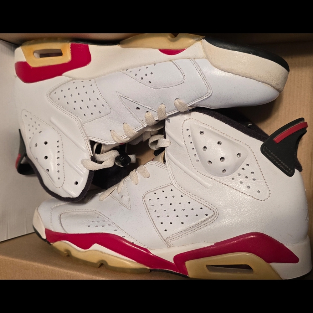 Air Jordan 6 Retro